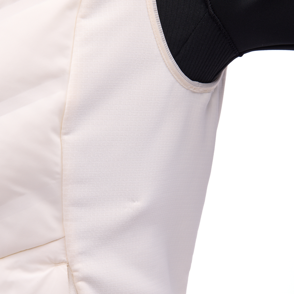 AMMV022-3 Жилет Jogging бежевый